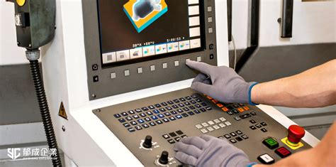 【最新定義】秒懂 CNC 是什麼，史上最簡單 CNC 銑床、車床加 .